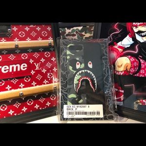 NEW A Bathing Ape iPhone 7+/8+ City Camo Case